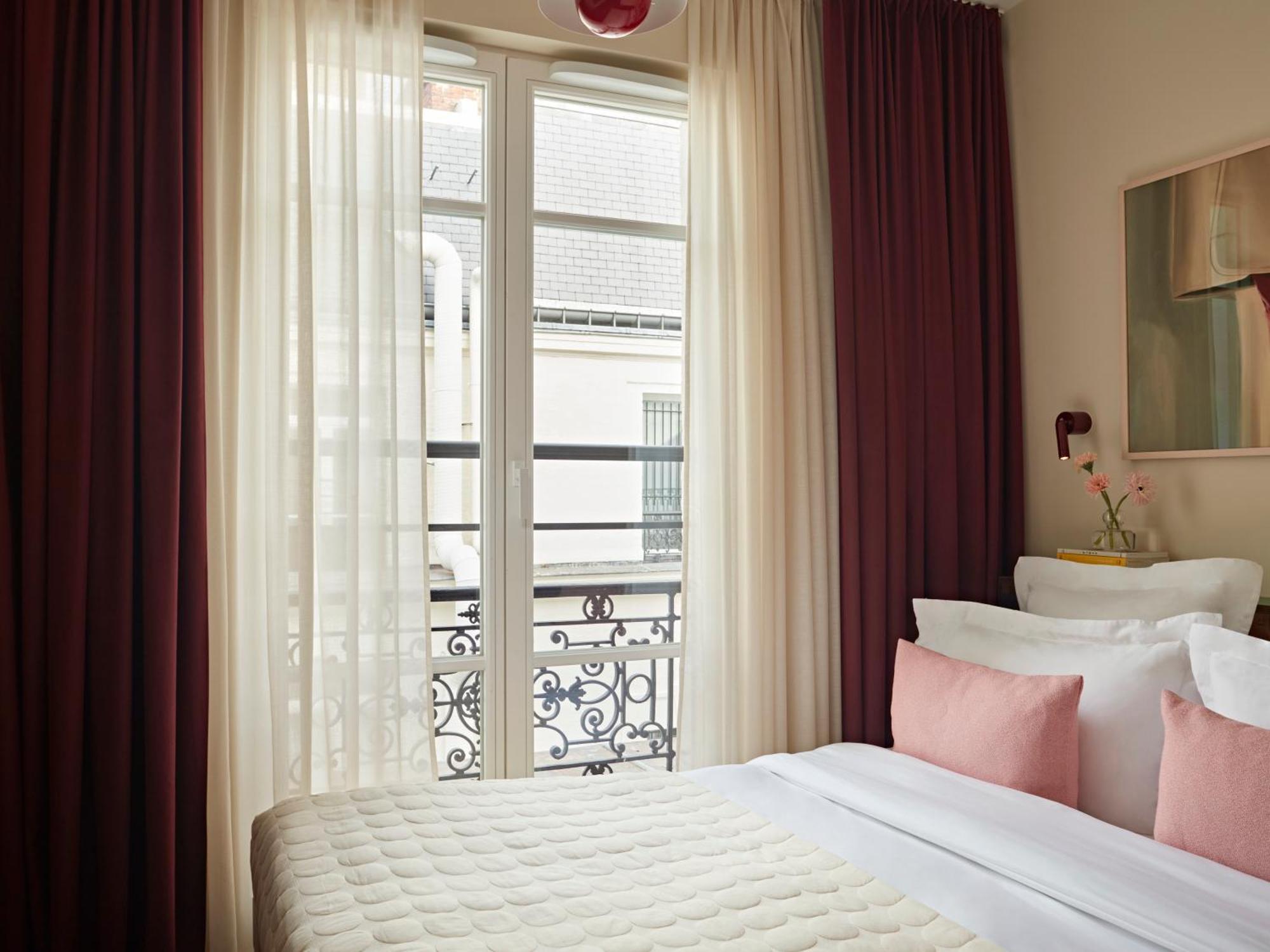 Standard Room,1746800791:JPEG